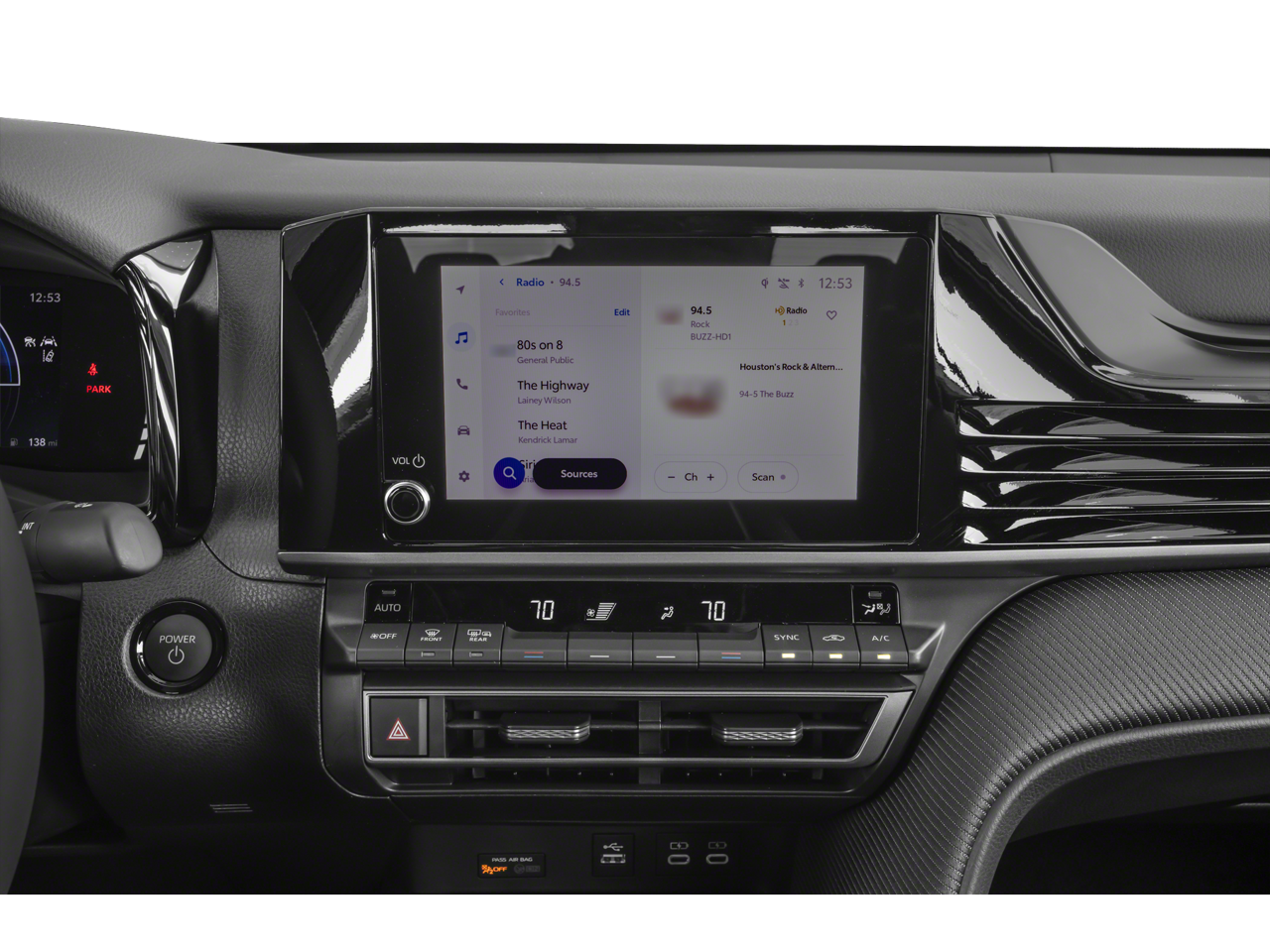 2026 Toyota Camry Hybrid SE