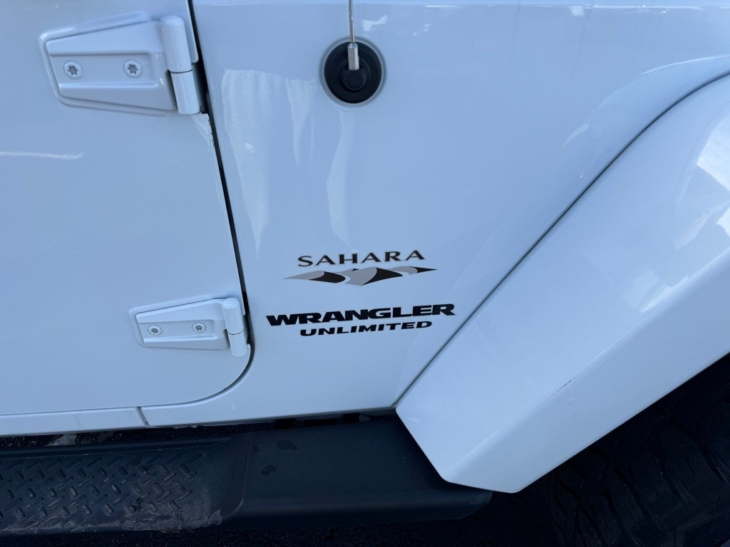 2016 Jeep Wrangler Unlimited Sahara