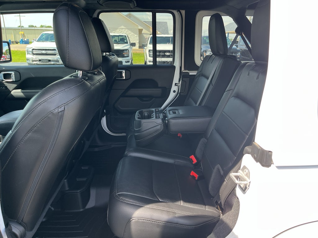 2021 Jeep Wrangler Unlimited Sahara Altitude