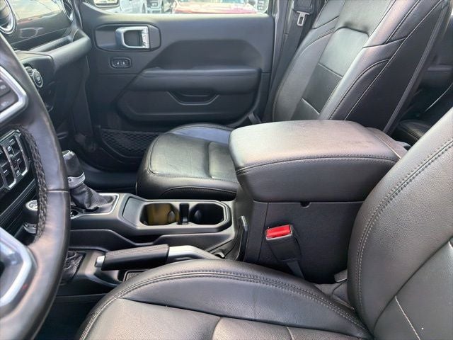 2021 Jeep Wrangler Unlimited Sahara Altitude