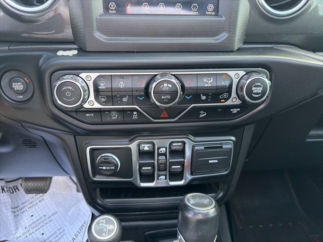 2021 Jeep Wrangler Unlimited Sahara Altitude