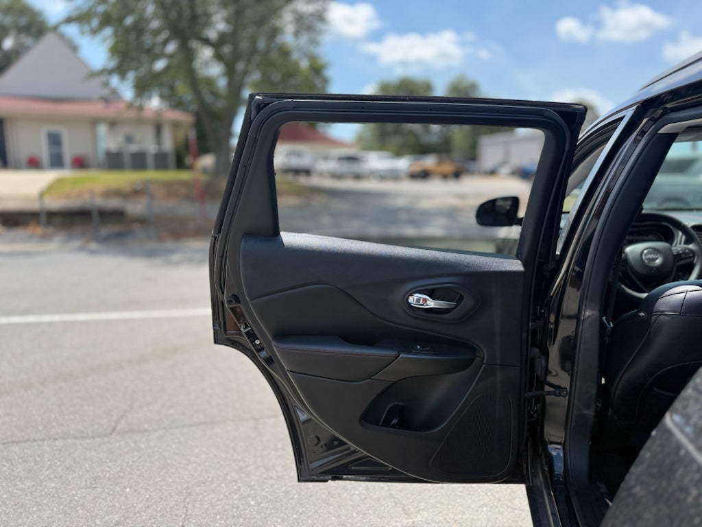 2021 Jeep Cherokee Trailhawk