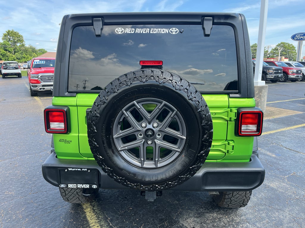 2025 Jeep Wrangler Sport S