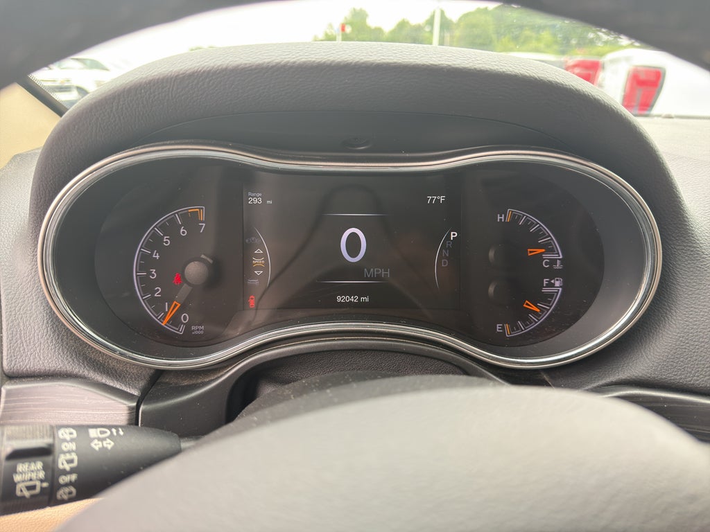 2019 Jeep Grand Cherokee Laredo E