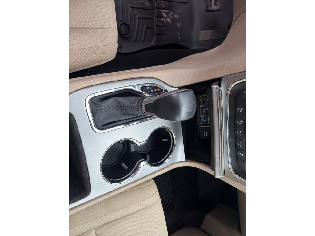 2019 Jeep Grand Cherokee Laredo E