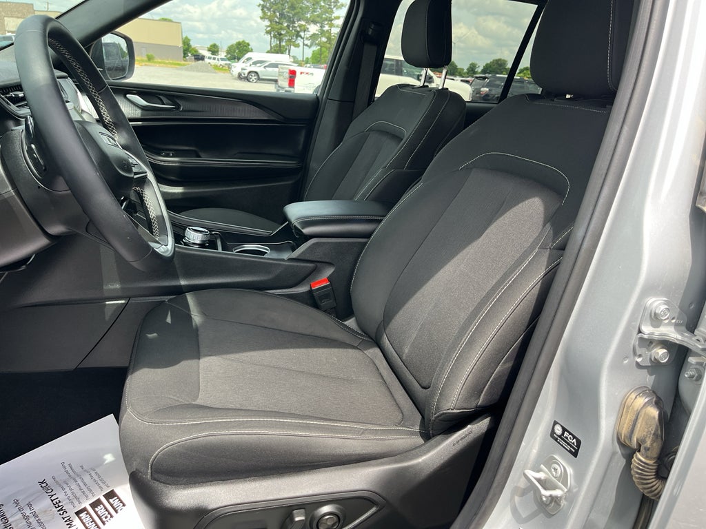 2024 Jeep Grand Cherokee Laredo X