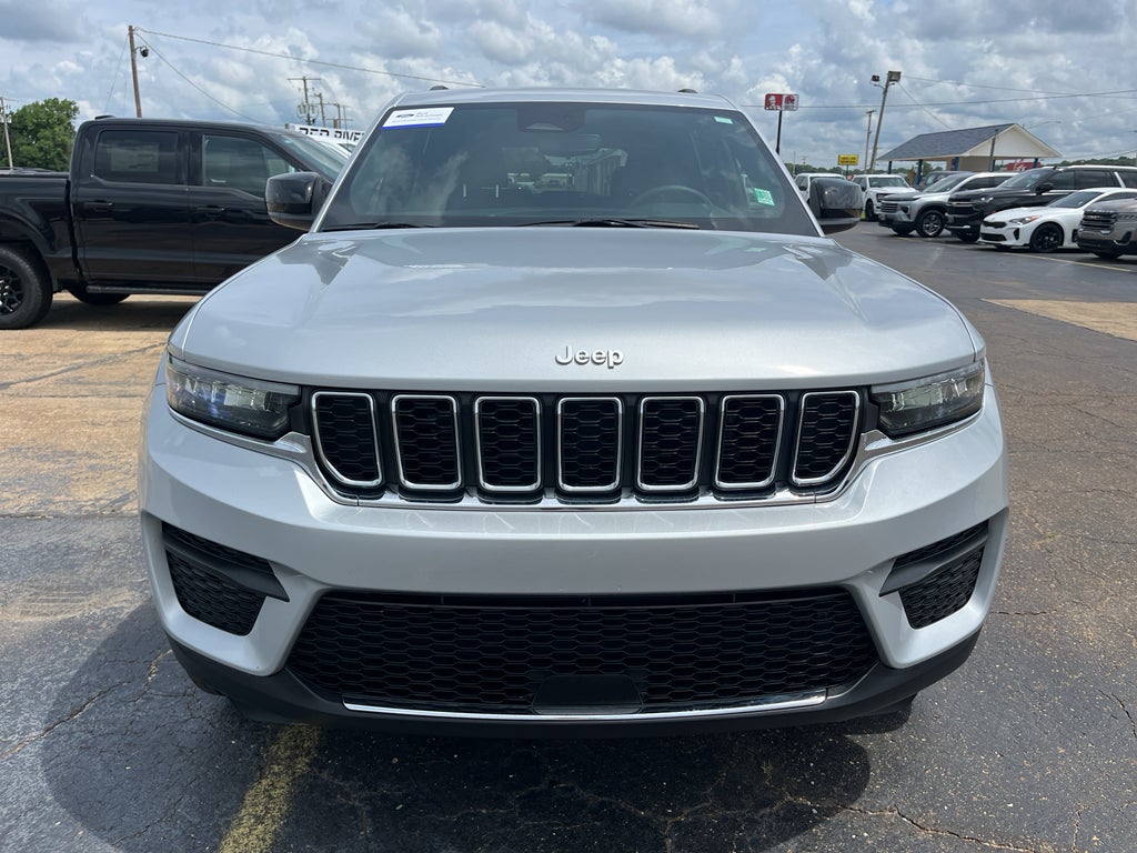 2024 Jeep Grand Cherokee Laredo X