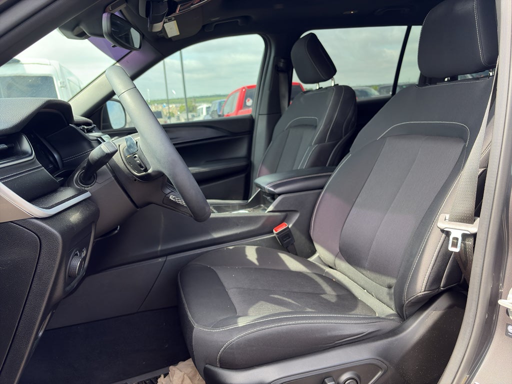 2024 Jeep Grand Cherokee L Laredo X