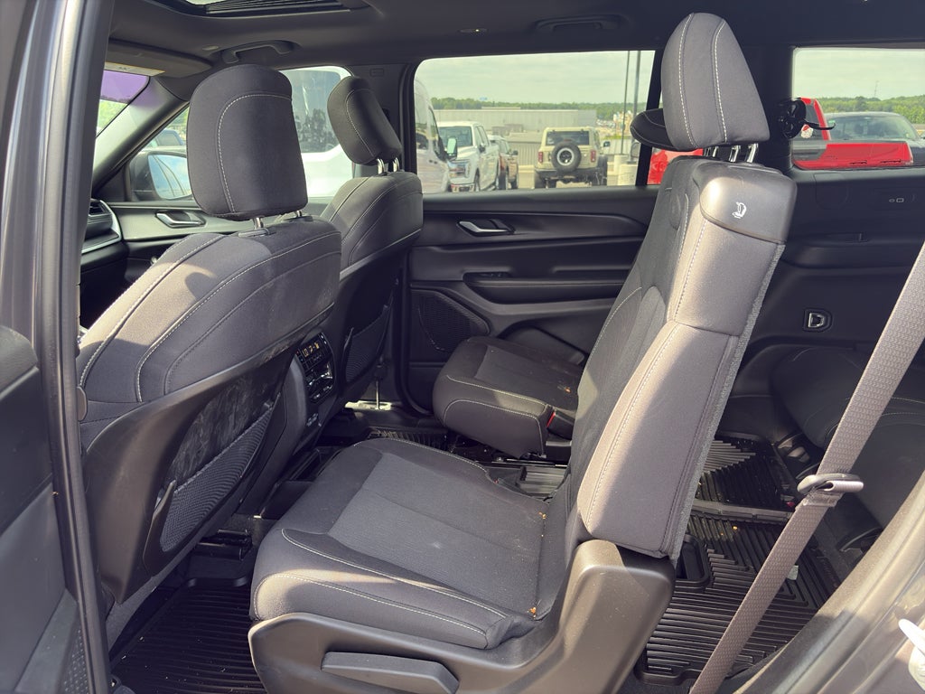 2024 Jeep Grand Cherokee L Laredo X