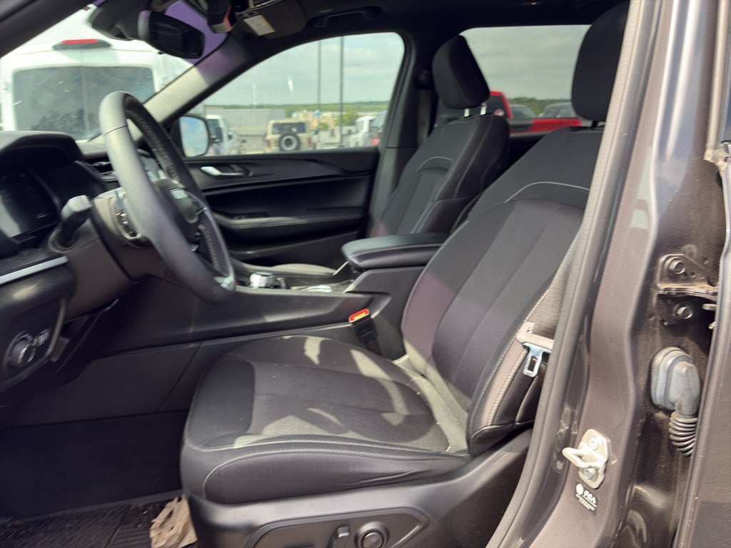 2024 Jeep Grand Cherokee L Laredo X