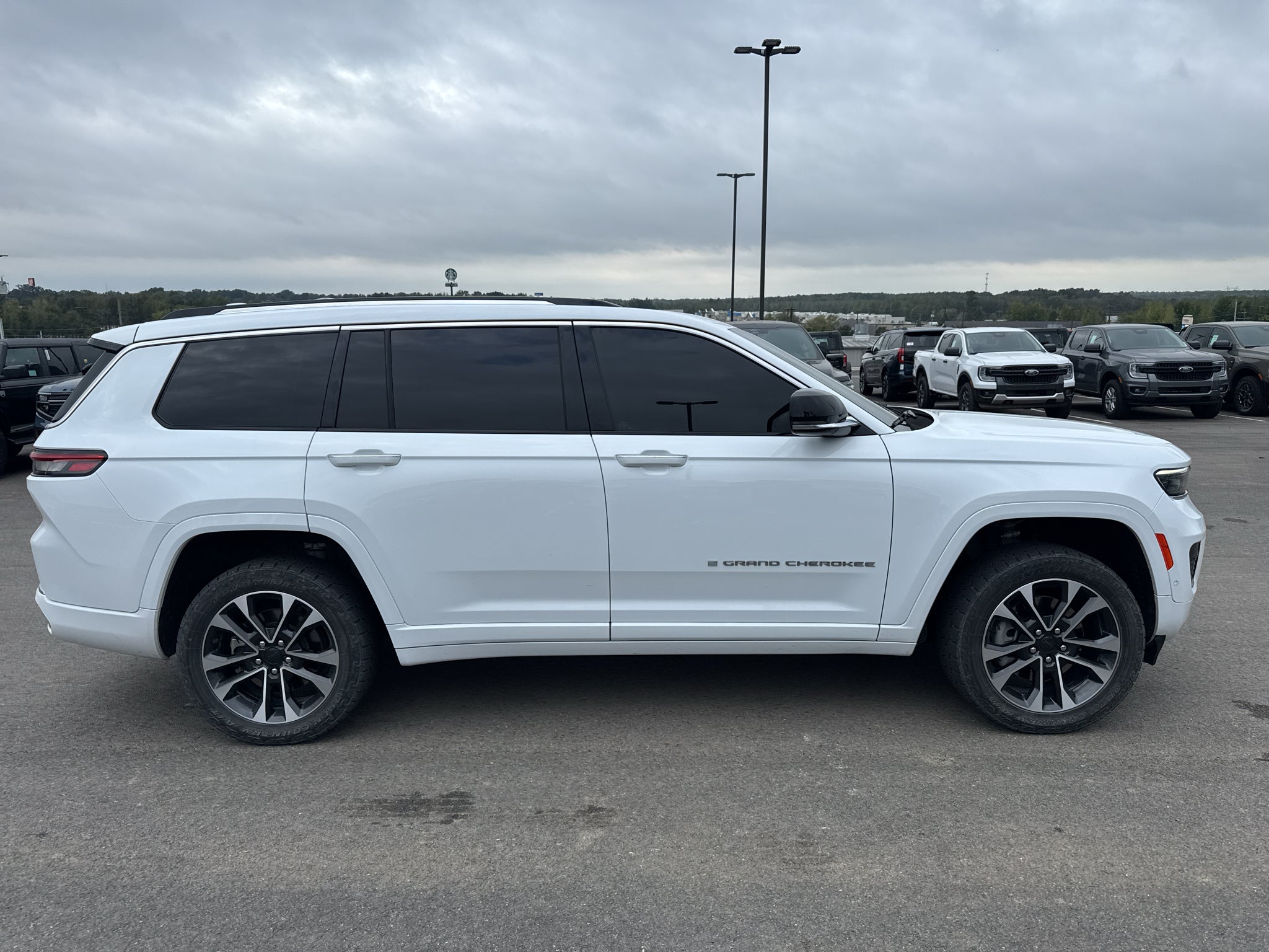 2023 Jeep Grand Cherokee L Overland