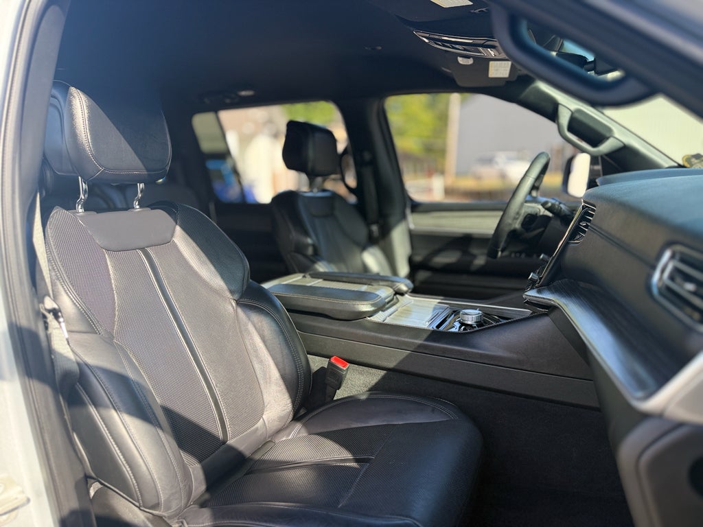 2024 Jeep Wagoneer L Series III
