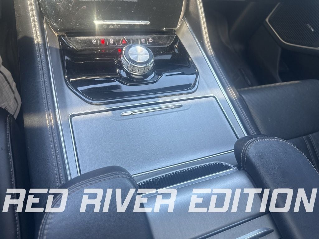 2023 Jeep Wagoneer Series II