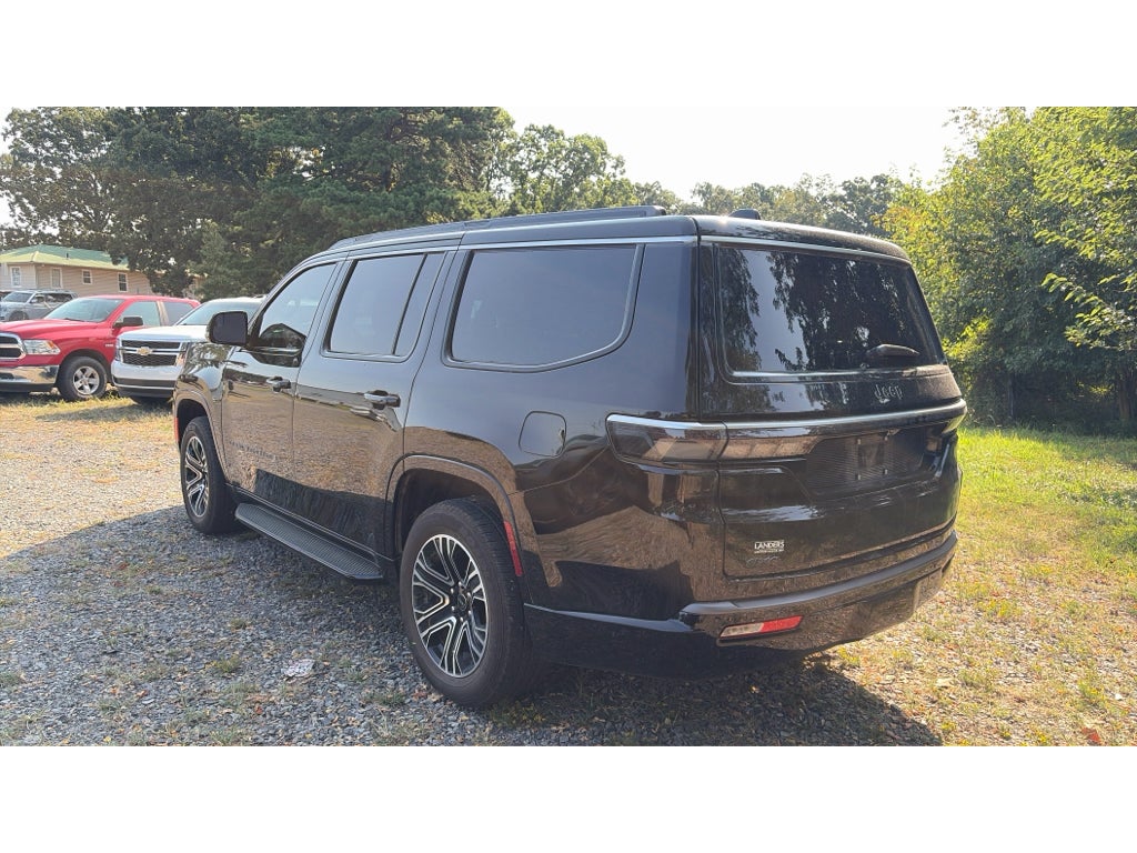 2026 Jeep Grand Wagoneer Base