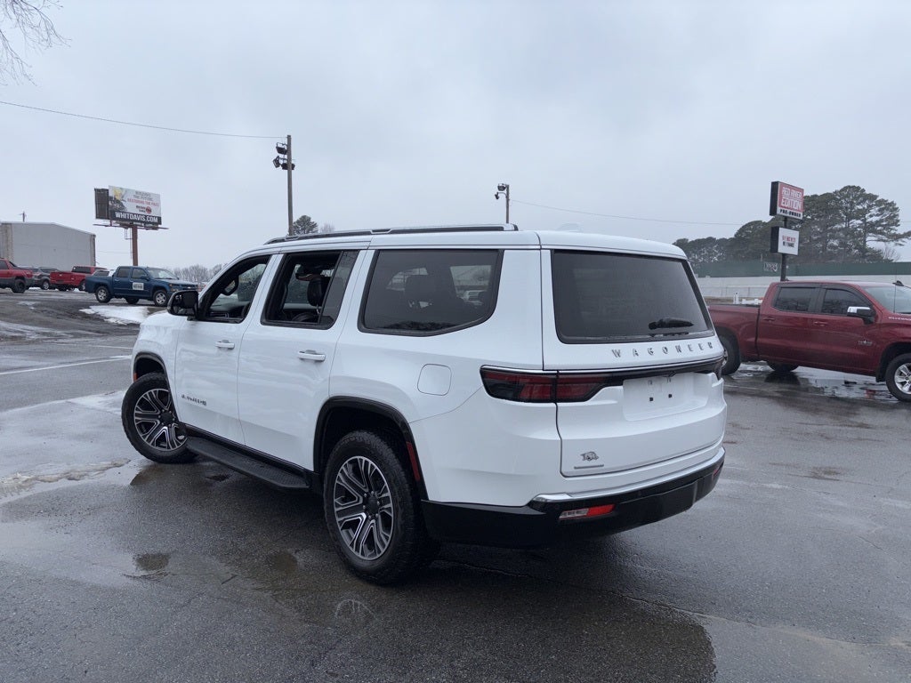 2023 Jeep Wagoneer Base