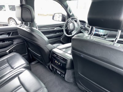 2023 Jeep Wagoneer Base