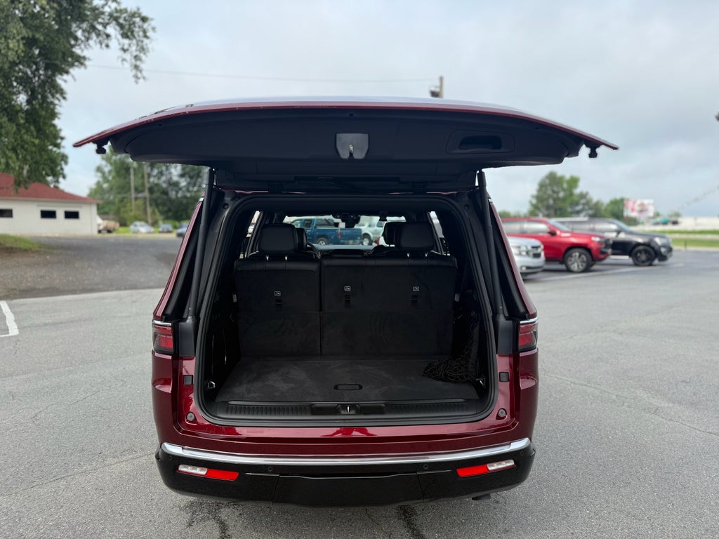 2025 Jeep Wagoneer Series III