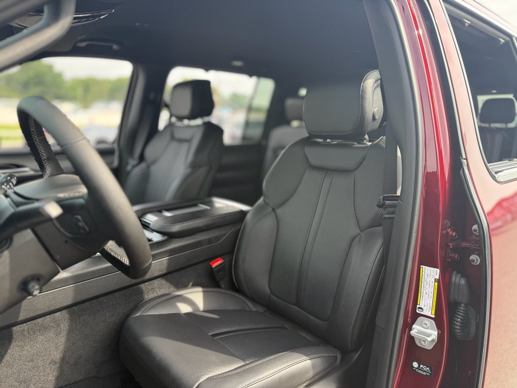 2025 Jeep Wagoneer Series III