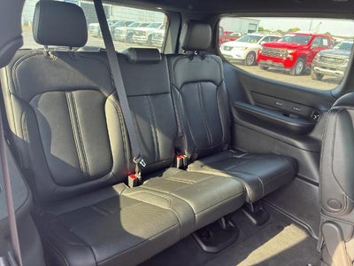 2025 Jeep Wagoneer Series III