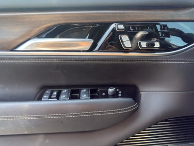 2022 Jeep Grand Wagoneer Series II