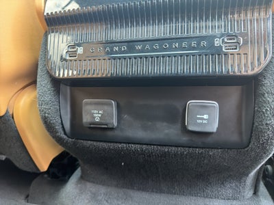 2022 Jeep Grand Wagoneer Series III