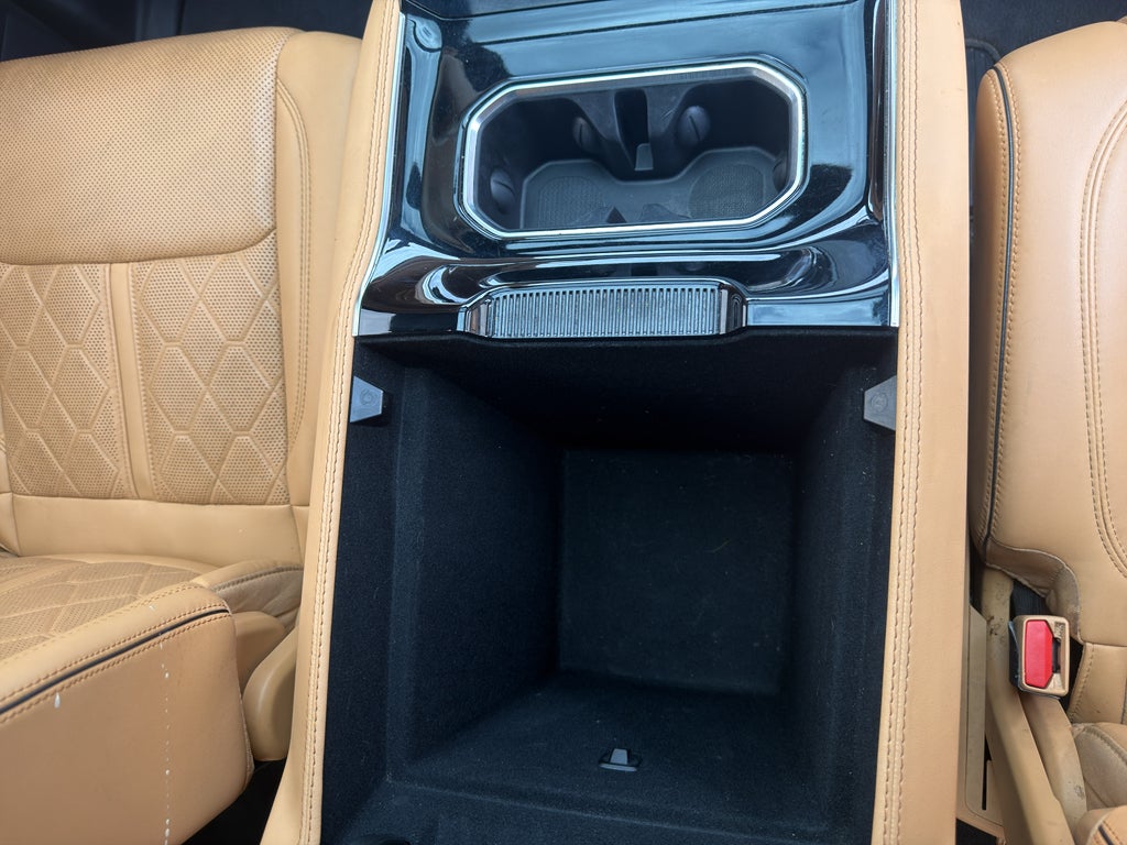 2022 Jeep Grand Wagoneer Series III