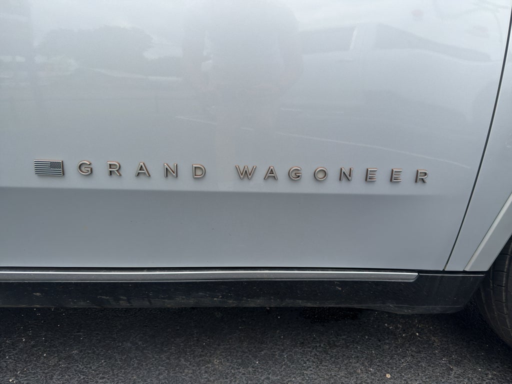 2022 Jeep Grand Wagoneer Series III