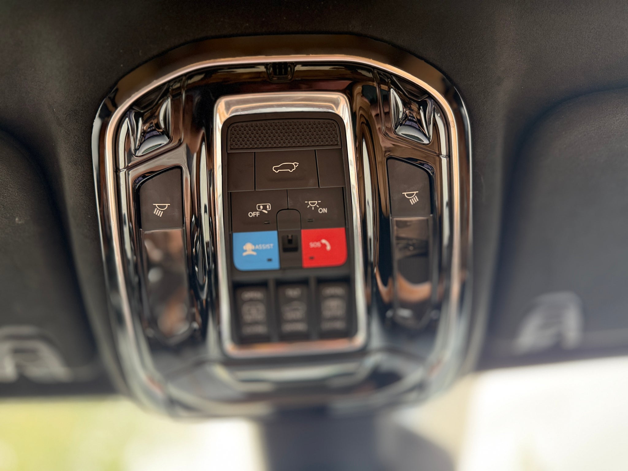 2022 Jeep Grand Wagoneer Series III