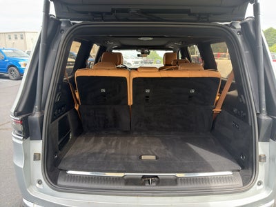 2022 Jeep Grand Wagoneer Series III