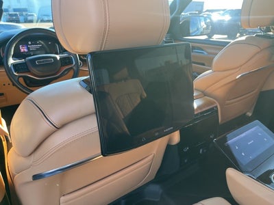 2022 Jeep Grand Wagoneer Series III