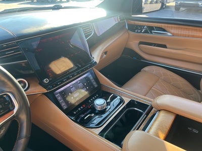 2022 Jeep Grand Wagoneer Series III