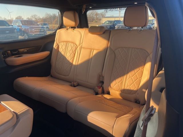 2022 Jeep Grand Wagoneer Series III