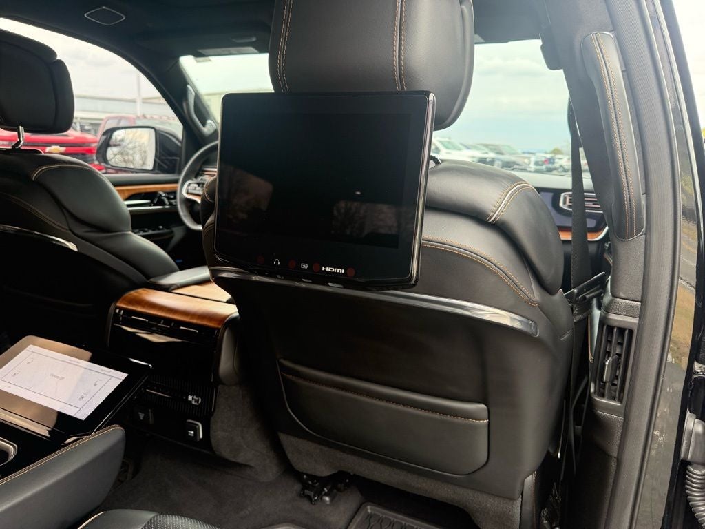 2024 Jeep Grand Wagoneer Series III