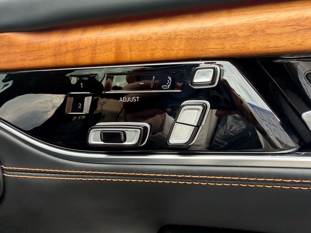 2024 Jeep Grand Wagoneer Series III