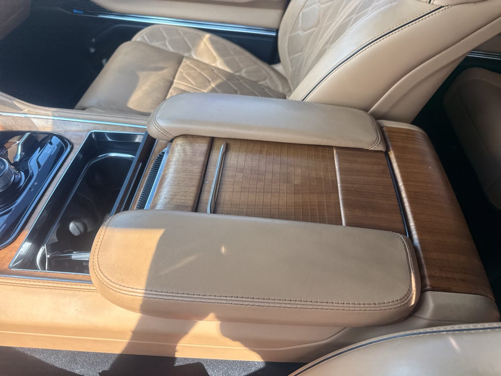 2023 Jeep Grand Wagoneer Series III