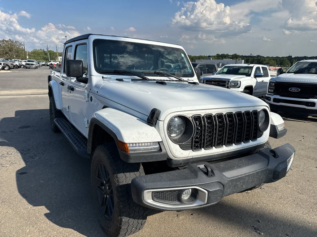 2024 Jeep Gladiator Sport S