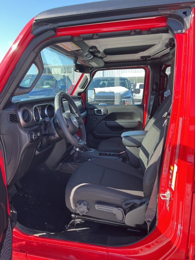 2023 Jeep Gladiator Sport