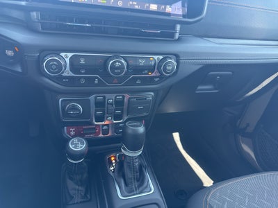 2025 Jeep Gladiator Mojave