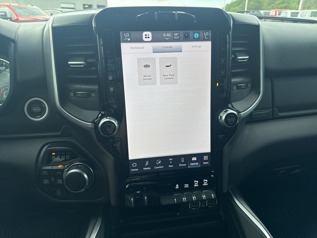 2024 RAM 1500 Big Horn/Lone Star