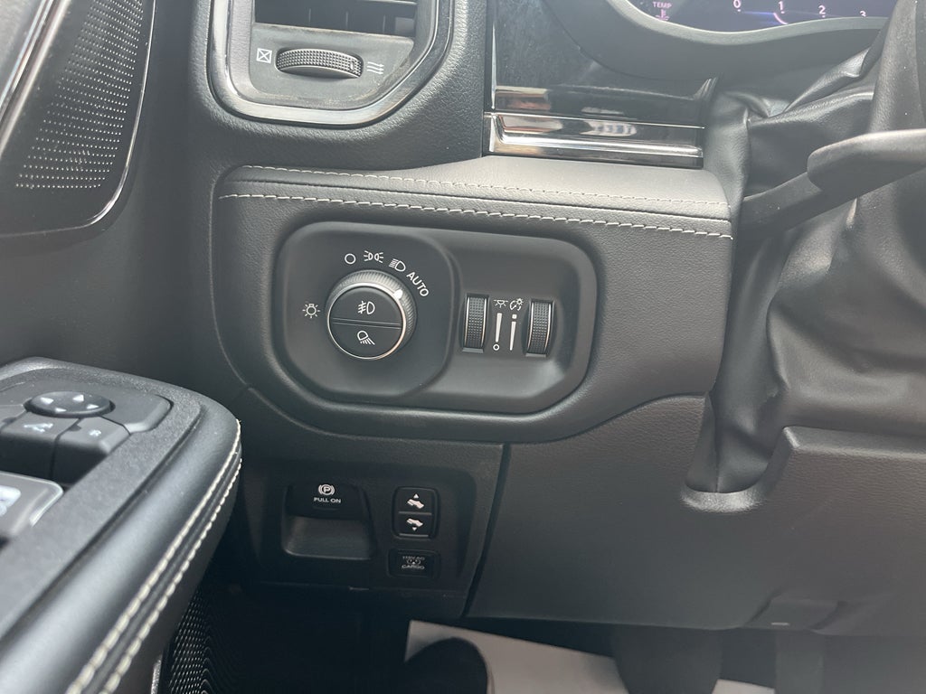 2025 RAM 1500 Limited