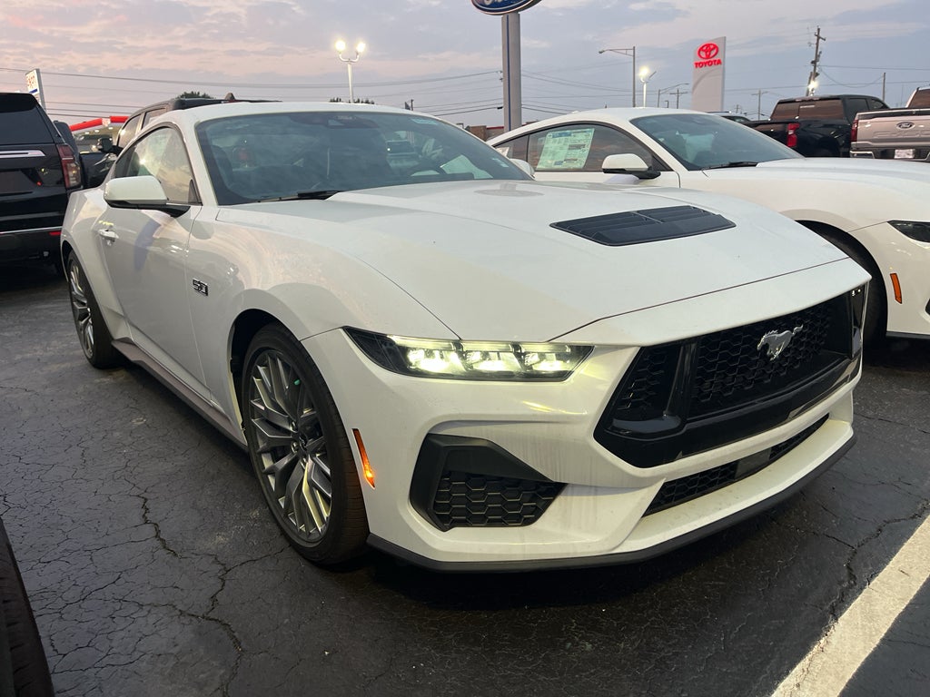 2026 Ford Mustang GT Premium