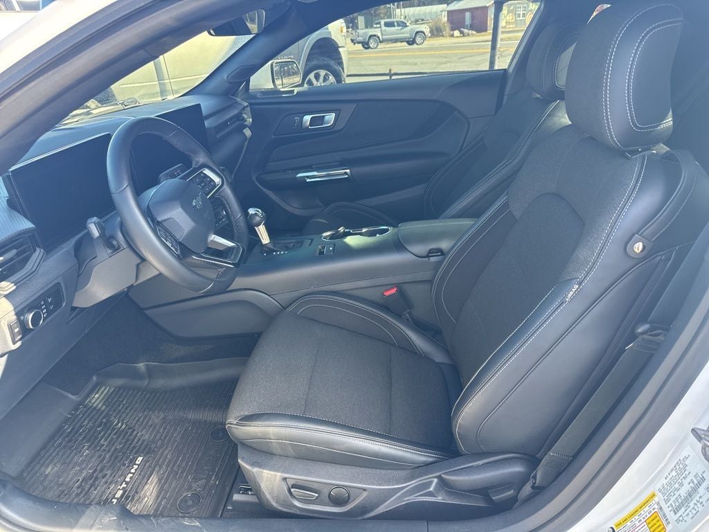 2024 Ford Mustang EcoBoost