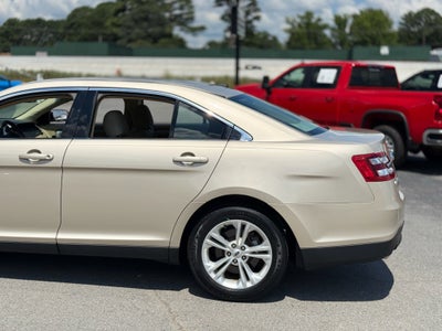 2018 Ford Taurus SE