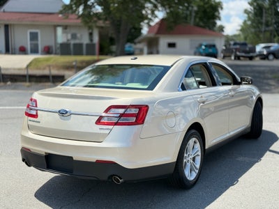 2018 Ford Taurus SE