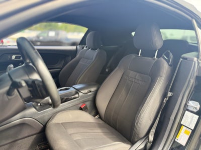 2021 Ford Mustang EcoBoost