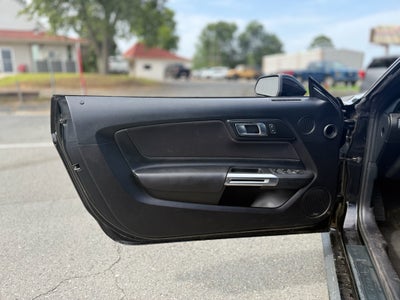 2021 Ford Mustang EcoBoost