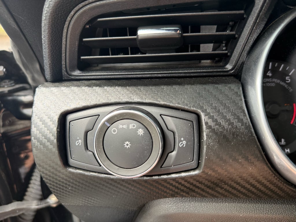 2021 Ford Mustang EcoBoost