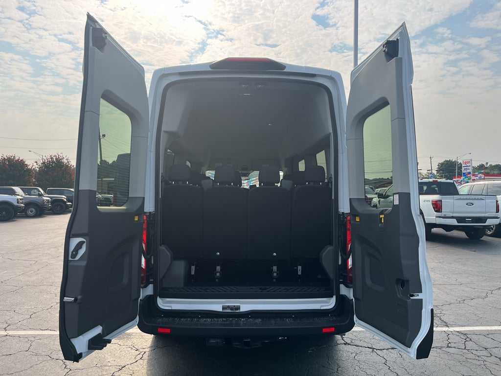 2026 Ford Transit Wagon XL