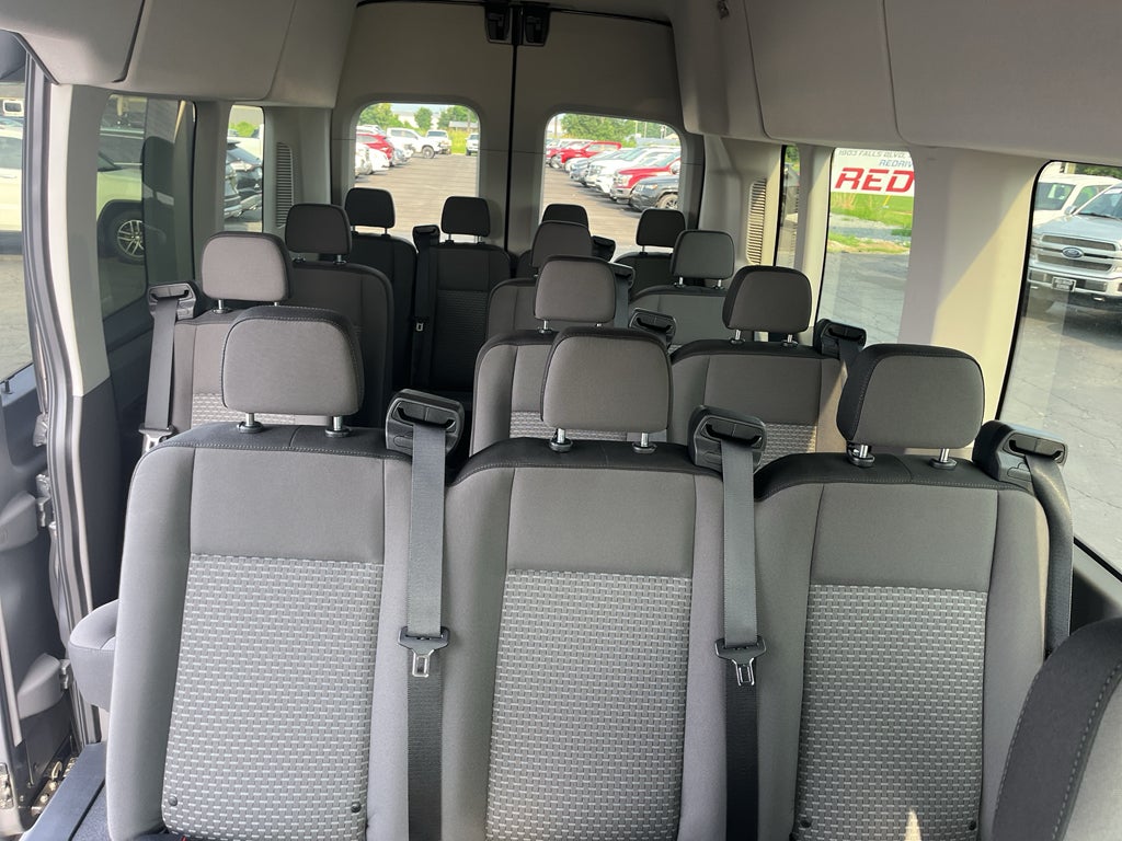 2026 Ford Transit Wagon XL