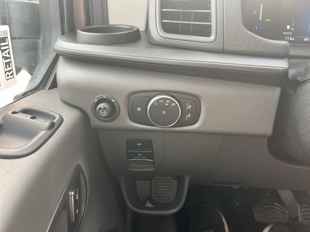 2026 Ford Transit Wagon XL